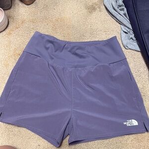 LIKE NEW The North Face Girl’s XL Athletic Shorts in Lavender